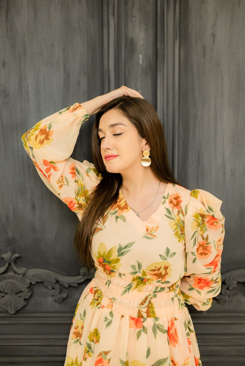 Golden Rose Maxi - Free Delivery 🚚