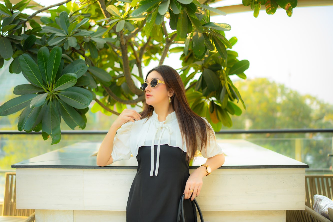 Monochrome Puff Sleeve Dress - Free Delivery